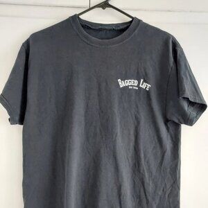 t-shirt in black with print